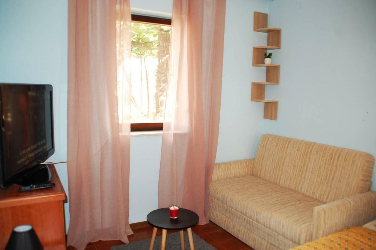 Studio Apartman Ziganto Icici Luaran gambar